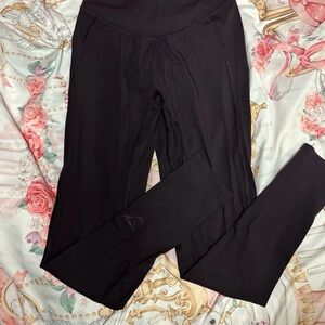 Gymshark V Back w/ scrunch Leggings